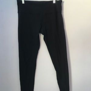 black lulu lemon leggings